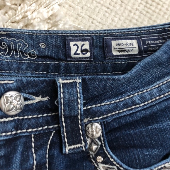 Miss Me Mid-Rise Skinny Jean - Picture 5 of 6